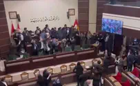 Драка в курдском парламенте. Видео 