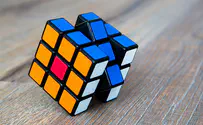 Всего за 3,13 секунды: новый рекорд сборки кубика Рубика