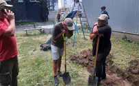  ארכיאולוגים חופרים בבית העלמין באומן