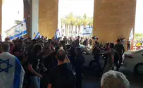 Protestors clash with police at Ben Gurion Airport, 15 arrested