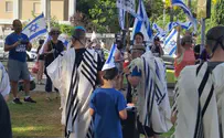Religious and secular Jews hold prayer 'protest' near MK's home