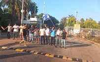 פעילי ימין חסמו כניסה לקיבוץ ופונו