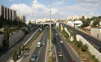 Watch: Clashes on Jerusalem highway
