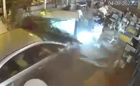 Footage: Driver loses control of vehicle, rams into bar