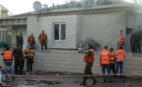 Direct hit in Ashkelon, boy injured by shrapnel