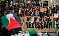 יהודים ערכו 'ליל סדר' במחאה נגד ישראל