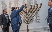 Chabad rekindles menorah in Polish parliament