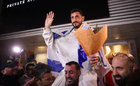שחקן הכדורגל שגיב יחזקאל נחת בישראל