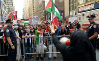 קנדה: מפגינים חסמו מבנה הקהילה היהודית