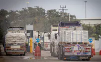 Six aid trucks enter Gaza through road paved by IDF
