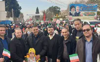 מאות יהודים בצעדת הזדהות עם המשטר בטהרן