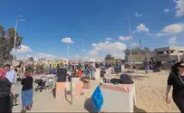 Watch: Protesters block aid trucks to Gaza