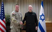 Командующий CENTCOM с министром обороны Израиля