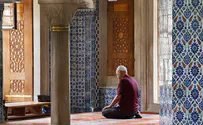 Ramadan – charity and prayer vs. jihad and terror
