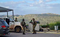 Террорист открыл огонь по израильскому микроавтобусу