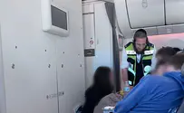חובש 'הצלה' הציל נוסע שהתמוטט בטיסה