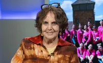 Mrs. Miryam Swerdlov leads Jewish girls from Auschwitz to Israel