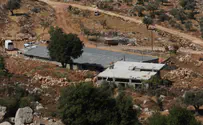 Illegal Palestinian structure allowed adjacent to military base