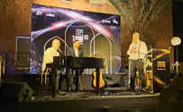 Minister Wasserlauf  joins Yonatan Razel in emotional song