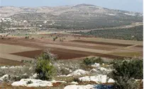 Arabs Operate Coal Mines, Jews Suffocate