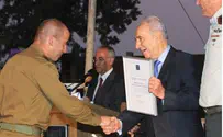 Reservists are IDF’s Elite, Says Peres