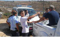 פקחי המנהל האזרחי שברו את שער "גבעת אסף"