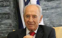 Peres Extends New Years Wishes to Jews Worldwide