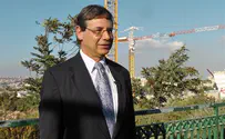 Ayalon Gives the Press a Crash Course in Reality at Gilo