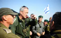 Gantz Approves Call-Up of 16,000 Reservists