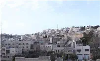 IDF Slaps Machpela House with Eviction Order