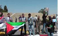 Jewish and Arab Students Confront Each Other in TAU Protests