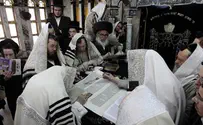 רבנים נגד עלונים בבית הכנסת 