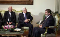 Abbas and Egypt's Morsi Meet in Cairo