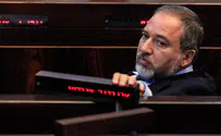 Lieberman's Office: He Did Not Accept Barak's Plan