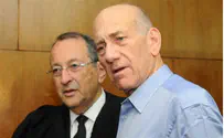 Olmert: Netanyahu 'Irresponsible' on Iran