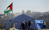 PA Arabs Re-enter Illegal Outpost