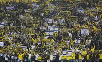Shimon Peres Calls on Football Association to Stop Racist Chants