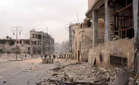 Видео: в Сирии сбитый самолет упал на видеооператора