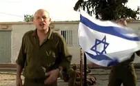 Pesach Clip: 'I'm an Israeli Soldier, Proud to Be'