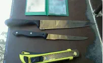 Customs Prevent Oleh From Smuggling Illegal Knives and Alcohol 