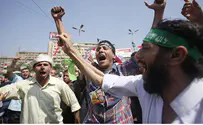 Video: Morsi Supporters Threaten Violence, Civil War