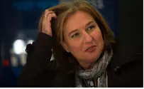 Livni 'Undermining Israel's Interests' in Talks