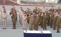 צפו: חיילים שרים התקווה בשפת הסימנים