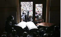 Kiev: Protestors Storm Parliament; Yanukovych Cries 'Coup'