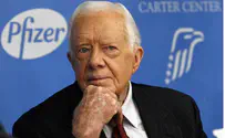 Carter Backs PA's UN Move