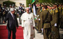 Abbas Accuses Israel of 'Judaizing' Jerusalem in Papal Meeting