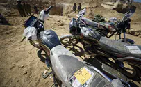 תיעוד: האופנועים שאותרו במנהרת הטרור