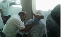 Prominent Israeli Rabbi Moshe Levinger Injured in Rock Attack