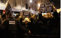 US Jews Hold Mass Memorial to Paris Victims