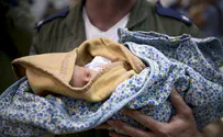 IDF Successfully Evacuates First Planeload of Babies from Nepal